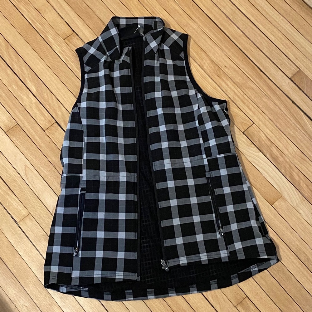 Checkered athletic vest